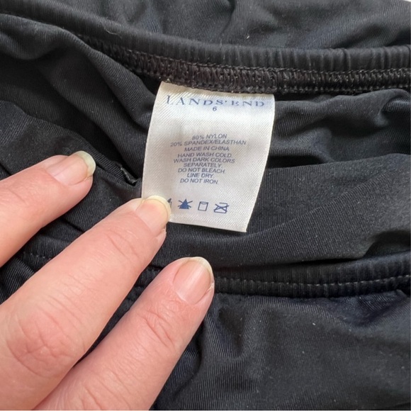 Land's End - Bathing Suit Skirt - Size 6 - Picture 3 of 6